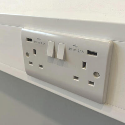 Extra Lights and Sockets